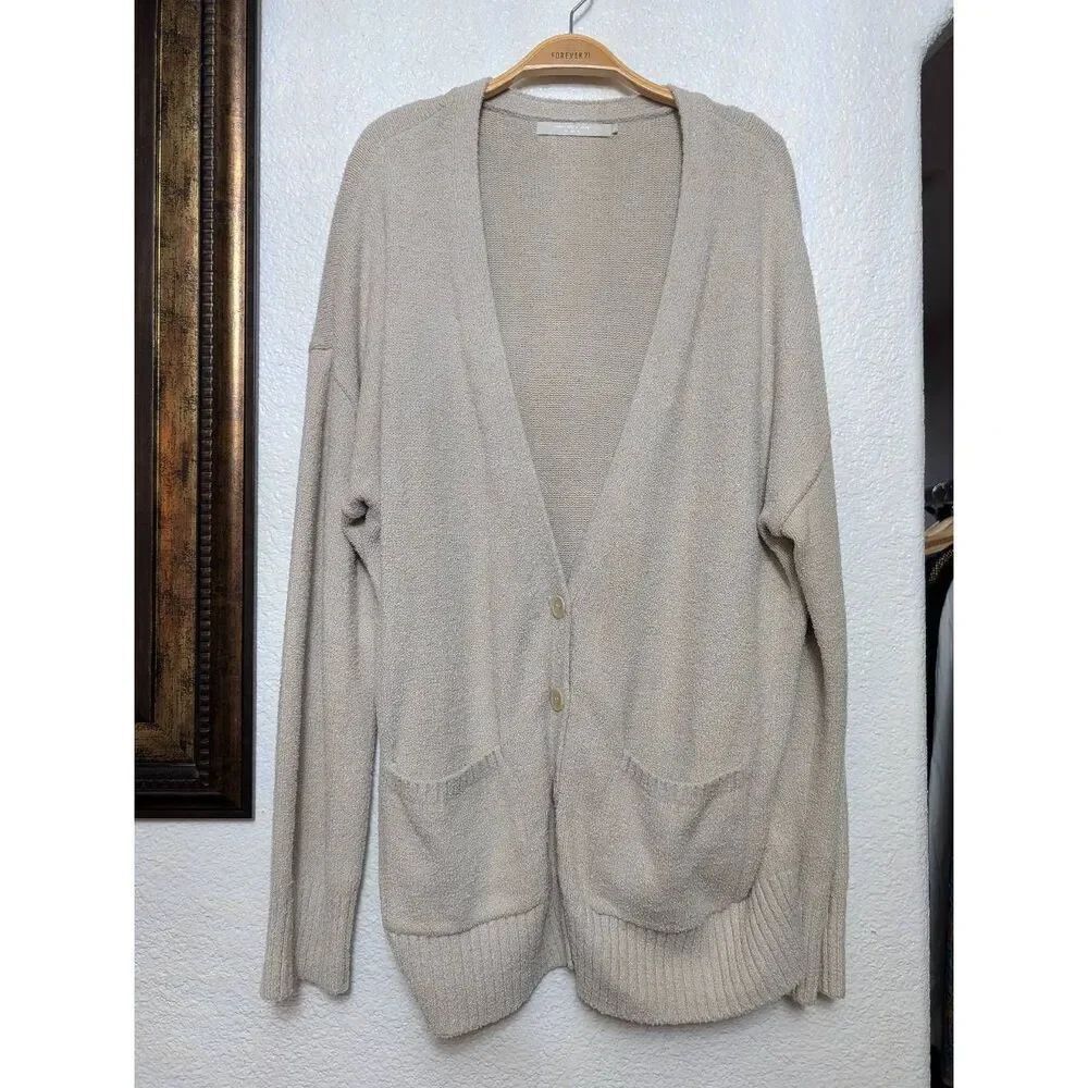 One grey day los Angeles size medium